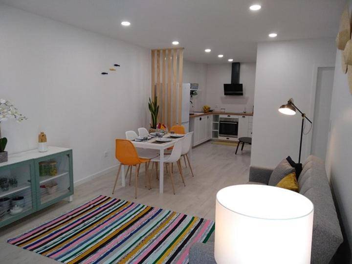Apartamentos Areia E Mar Sul Vila Praia de Ancora Exterior photo